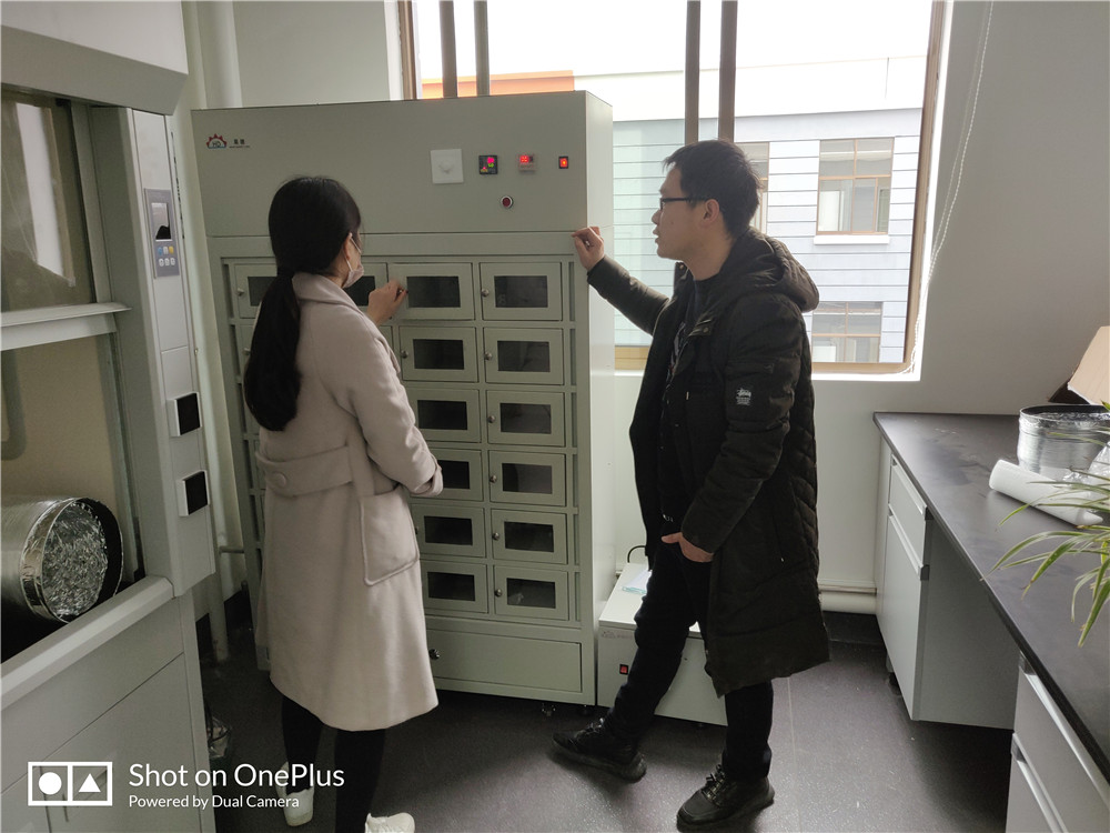 湖南昊德儀器設(shè)備有限公司,實驗室自動化設(shè)備,湖南儀器儀表,全自動翻轉(zhuǎn)式振蕩器,垂直振蕩器,翻轉(zhuǎn)萃取器,高壓過濾器,  尿碘消解器